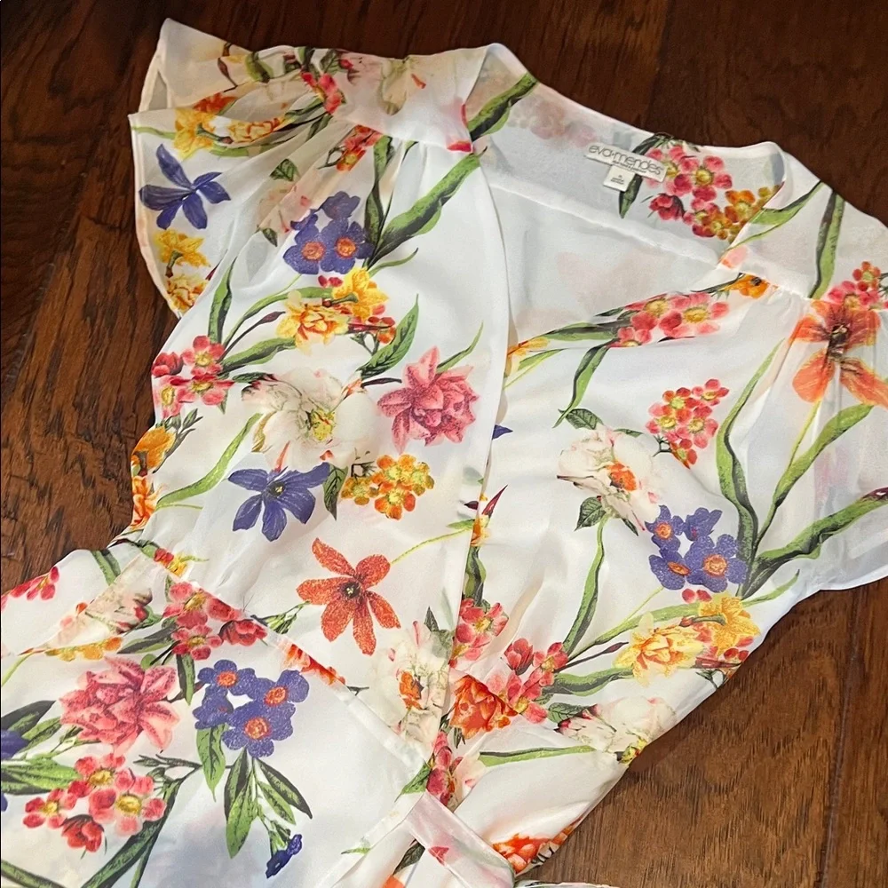 Eva Mendes Floral Wrap Dress | Small - Picture 5 of 6